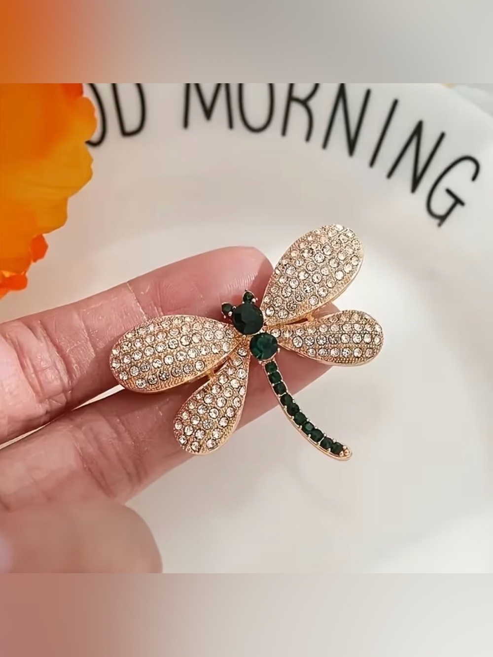Green Rhinestones Dragonfly Brooch Pin Suit Corsage Sweater Elegant Scarf Pin